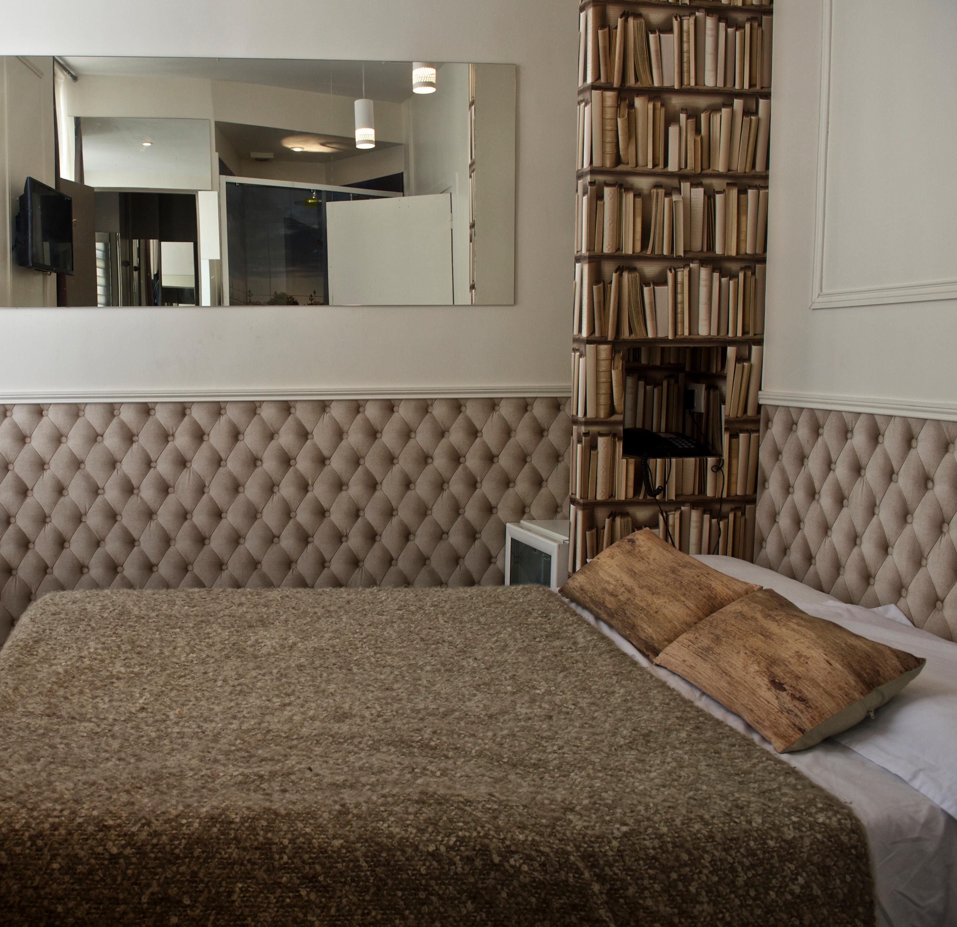 Hotel Petit Saint-Honore Paris Dış mekan fotoğraf