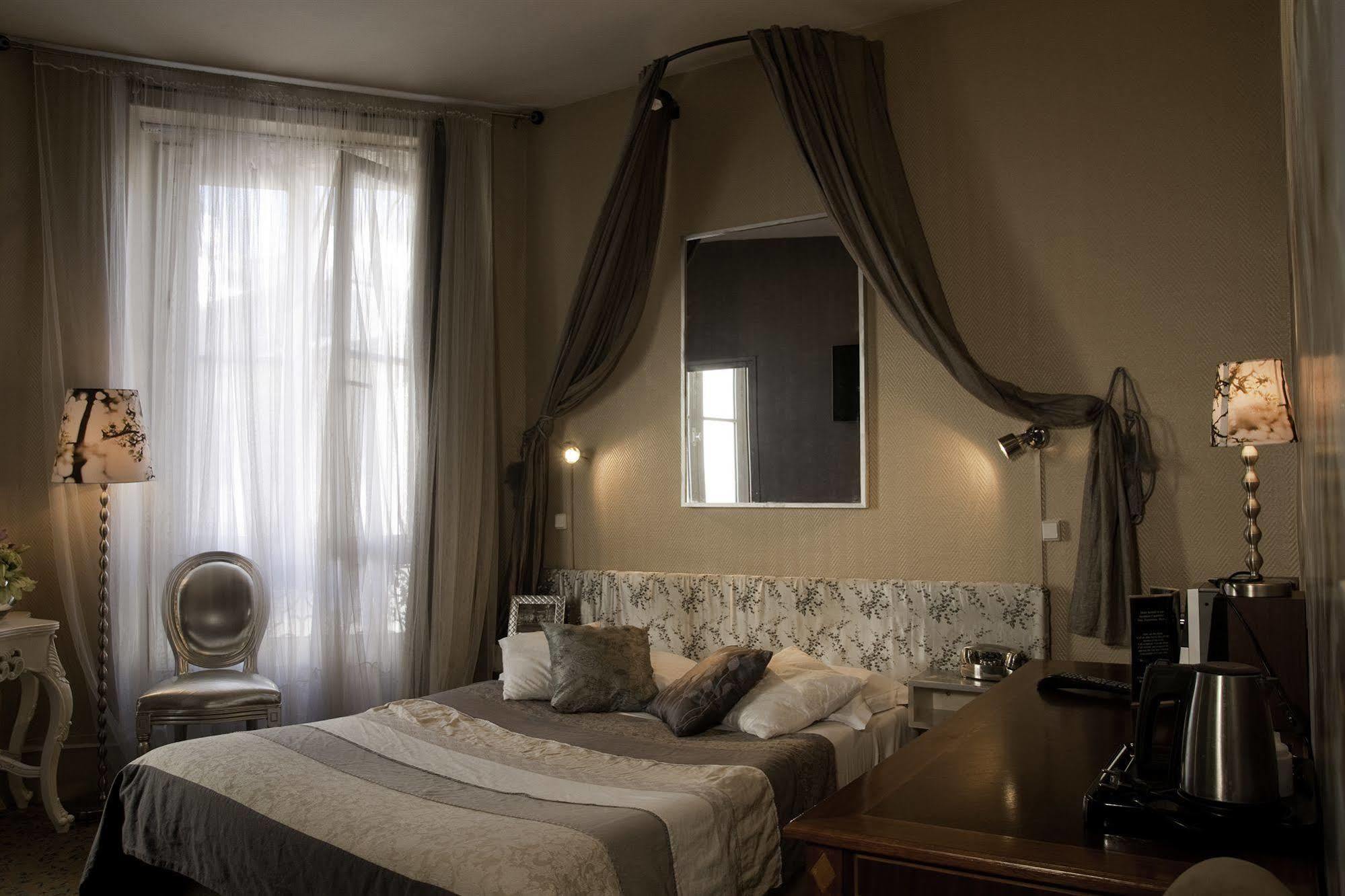 Hotel Petit Saint-Honore Paris Dış mekan fotoğraf